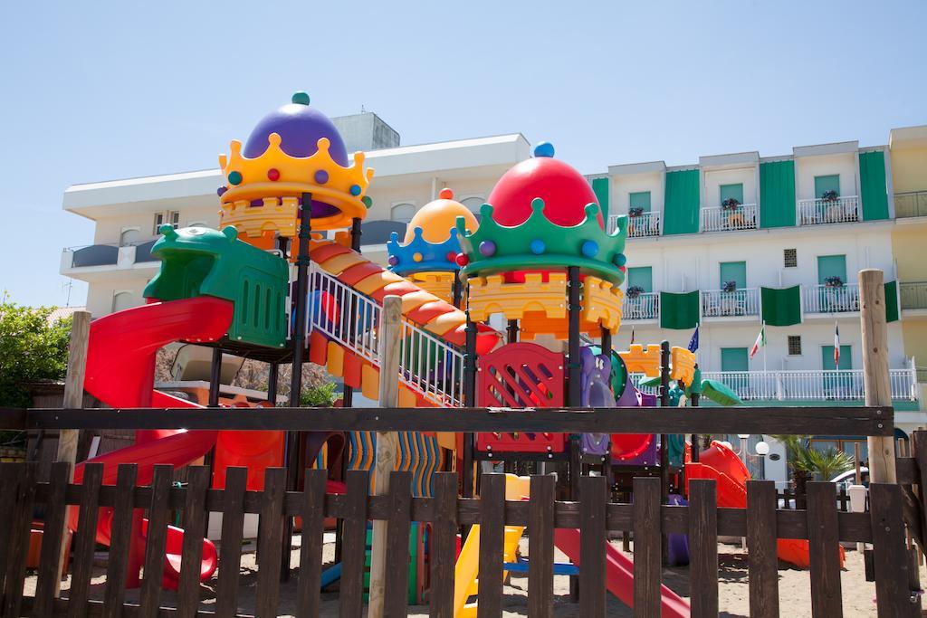 Hotel Meritime Bellaria-Igea Marina Exterior foto
